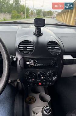 Хэтчбек Volkswagen Beetle 2000 в 