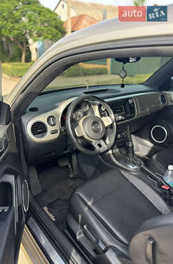 Хетчбек Volkswagen Beetle 2012 в 