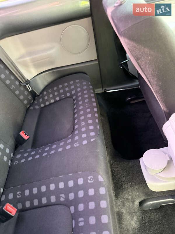 Хетчбек Volkswagen Beetle 2002 в Полтаві