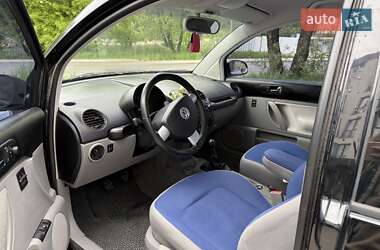 Хэтчбек Volkswagen Beetle 2000 в 