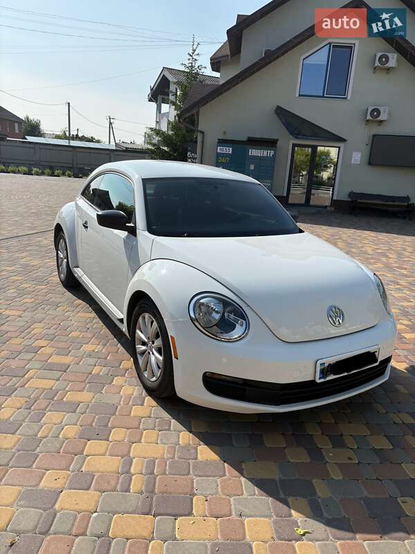 Хэтчбек Volkswagen Beetle 2014 в 