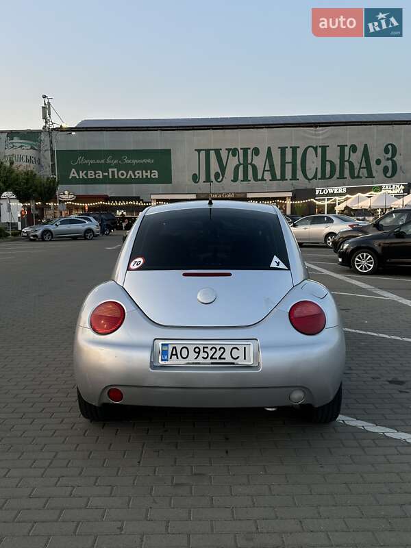 Хетчбек Volkswagen Beetle 1999 в Ужгороді