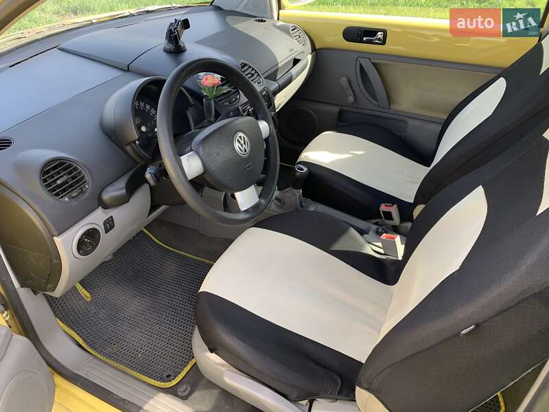 Хетчбек Volkswagen Beetle 2004 в Шептицькому