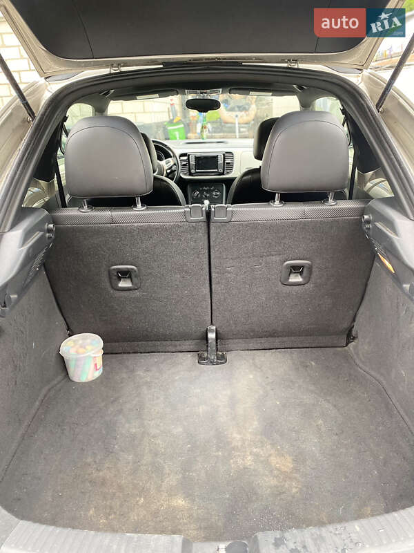 Хетчбек Volkswagen Beetle 2014 в Києві