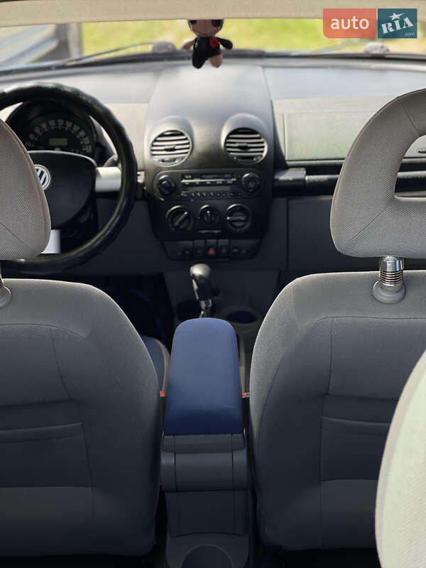 Хэтчбек Volkswagen Beetle 2001 в Шепетовке фото 12 Хэтчбек Volkswagen Beetle 2001 в Шепетовке