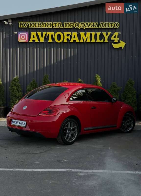 Хэтчбек Volkswagen Beetle 2012 в Днепре