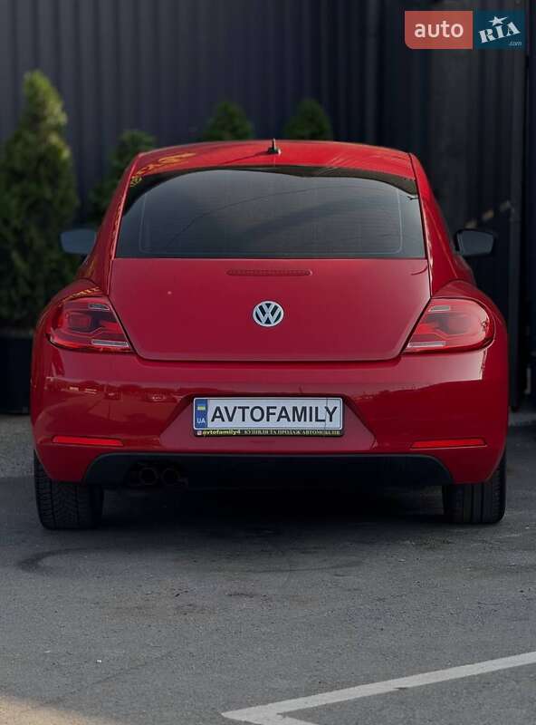 Хэтчбек Volkswagen Beetle 2012 в Днепре