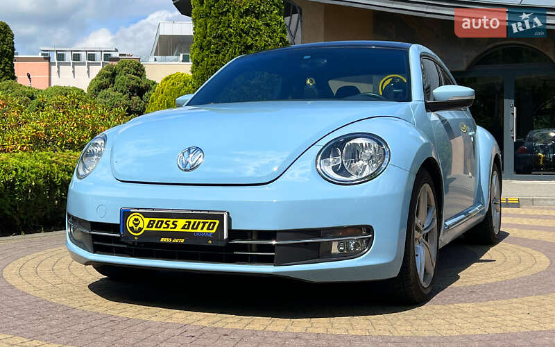 Хэтчбек Volkswagen Beetle 2015 в Львове