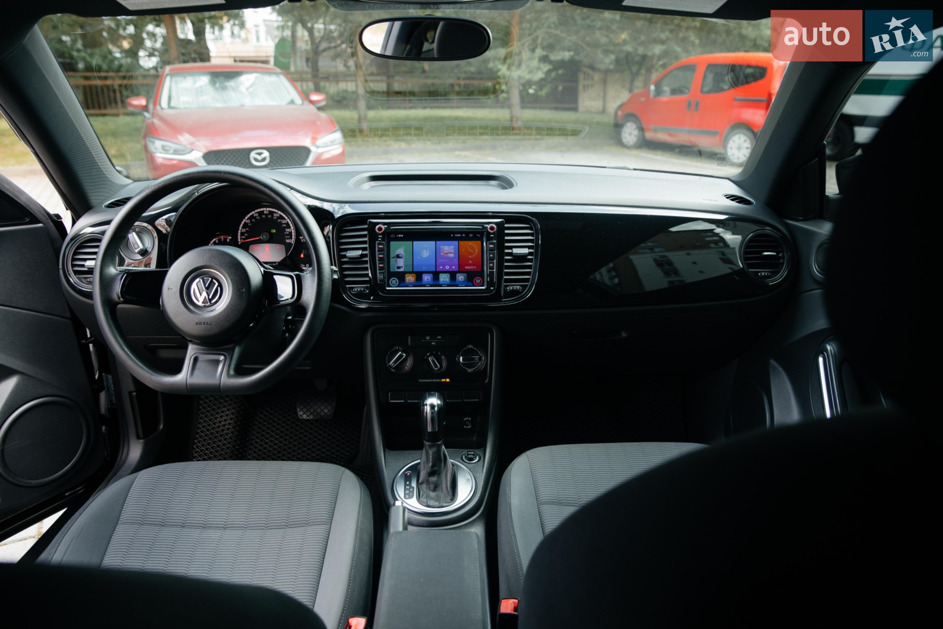 2014 Volkswagen Beetle - мініатюра 22