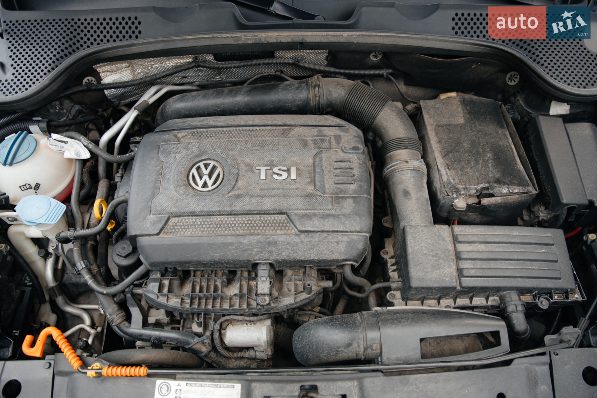 2014 Volkswagen Beetle - мініатюра 34