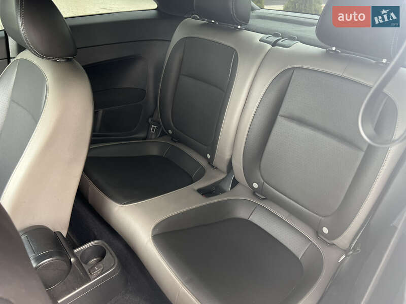 Хэтчбек Volkswagen Beetle 2014 в Раздельной