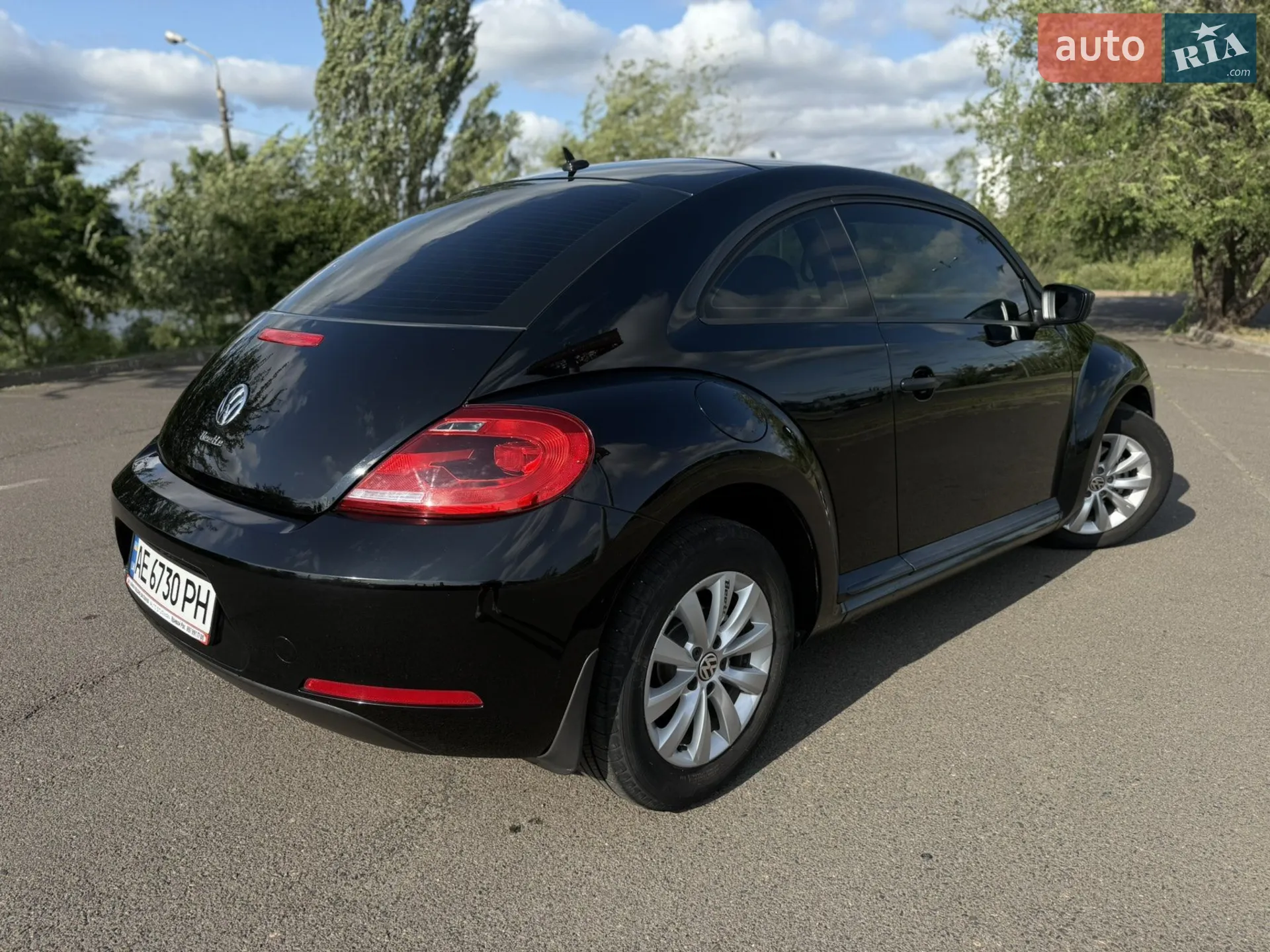 2015 Volkswagen Beetle - мініатюра 8