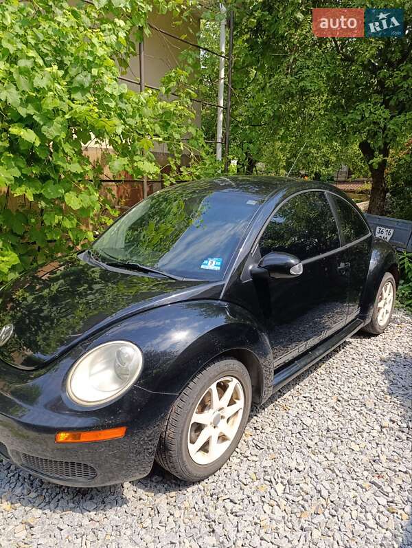 Хэтчбек Volkswagen Beetle 2010 в Киеве