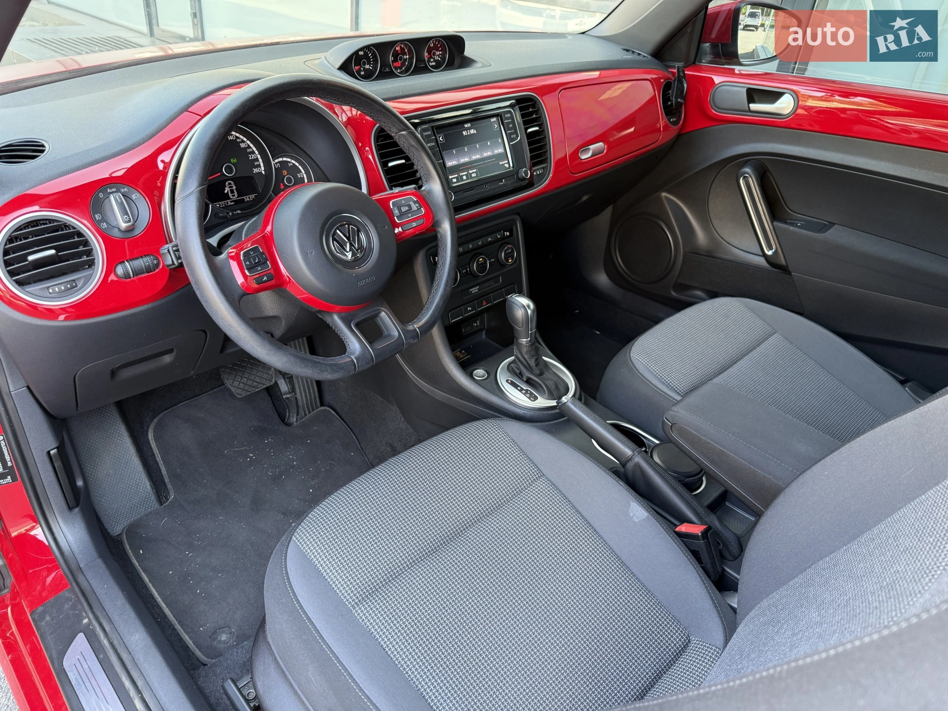 2016 Volkswagen Beetle - мініатюра 10