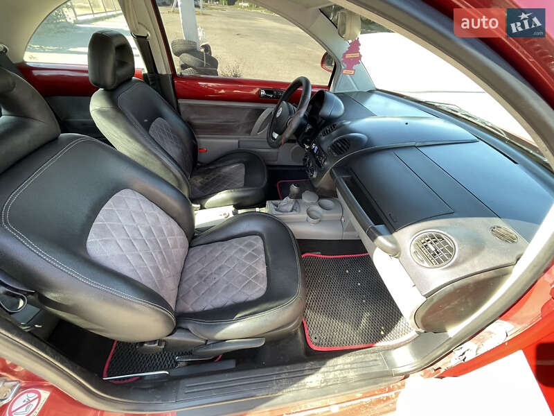 Хетчбек Volkswagen Beetle 1999 в Миронівці