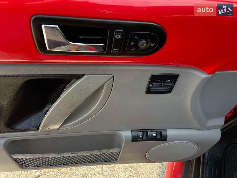 Хетчбек Volkswagen Beetle 1998 в Мукачевому