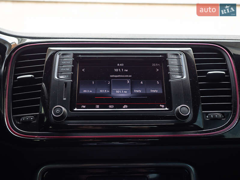 Хетчбек Volkswagen Beetle 2016 в Києві