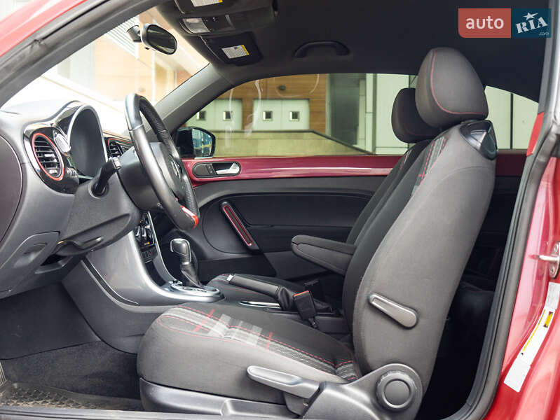 Хетчбек Volkswagen Beetle 2016 в Києві