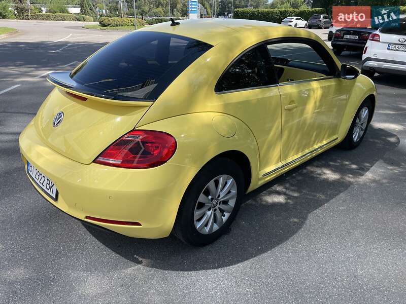 Хетчбек Volkswagen Beetle 2015 в Києві