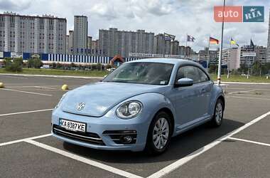 Хэтчбек Volkswagen Beetle 2015 в Киеве