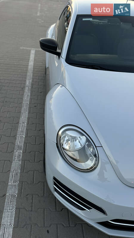 Хэтчбек Volkswagen Beetle 2017 в Киеве