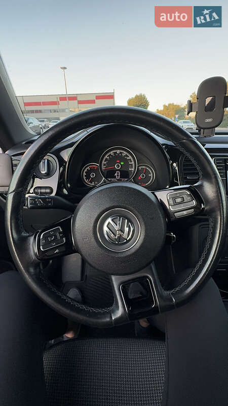 Хэтчбек Volkswagen Beetle 2017 в Киеве