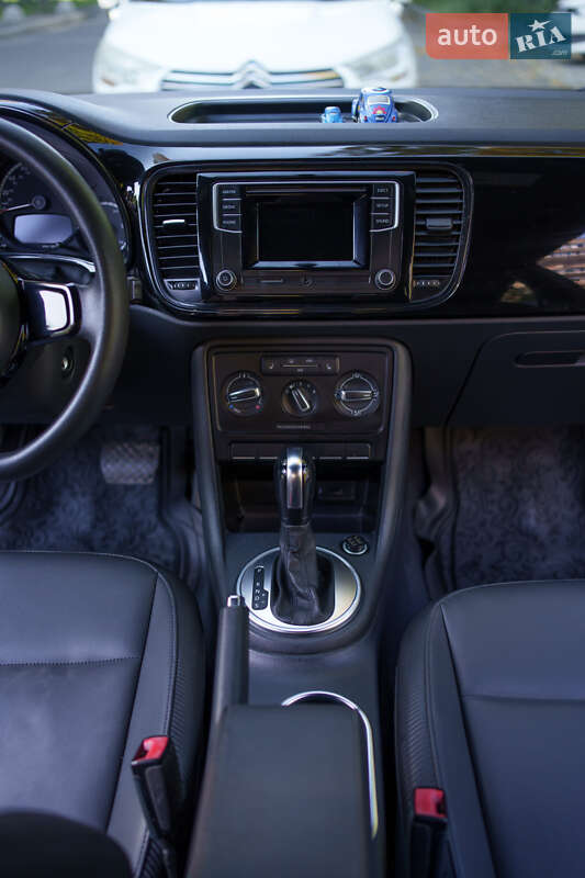 Хетчбек Volkswagen Beetle 2015 в Києві фото 39 Хетчбек Volkswagen Beetle 2015 в Києві