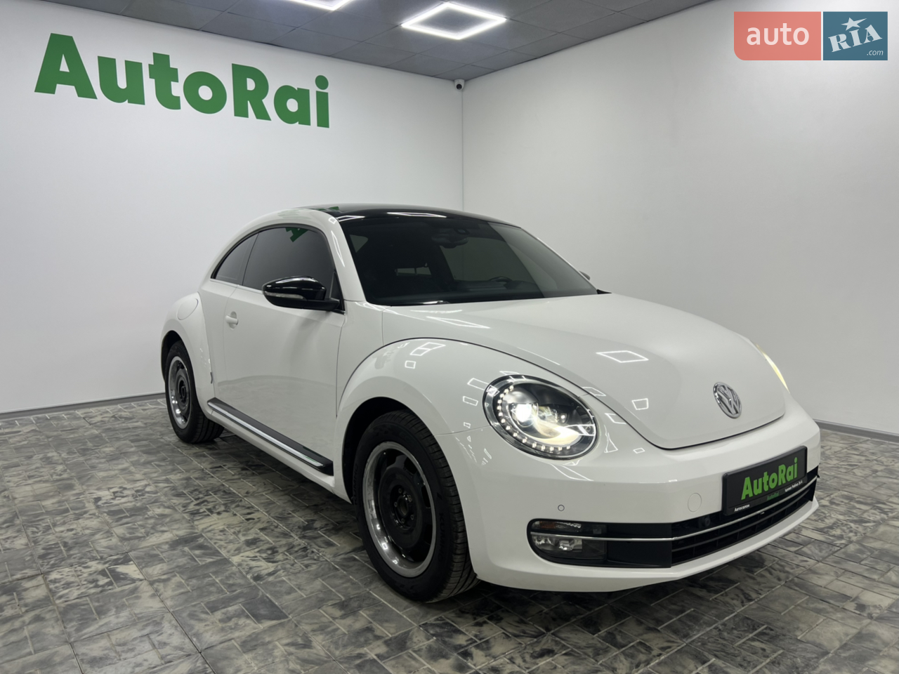 2013 Volkswagen Beetle - мініатюра 12