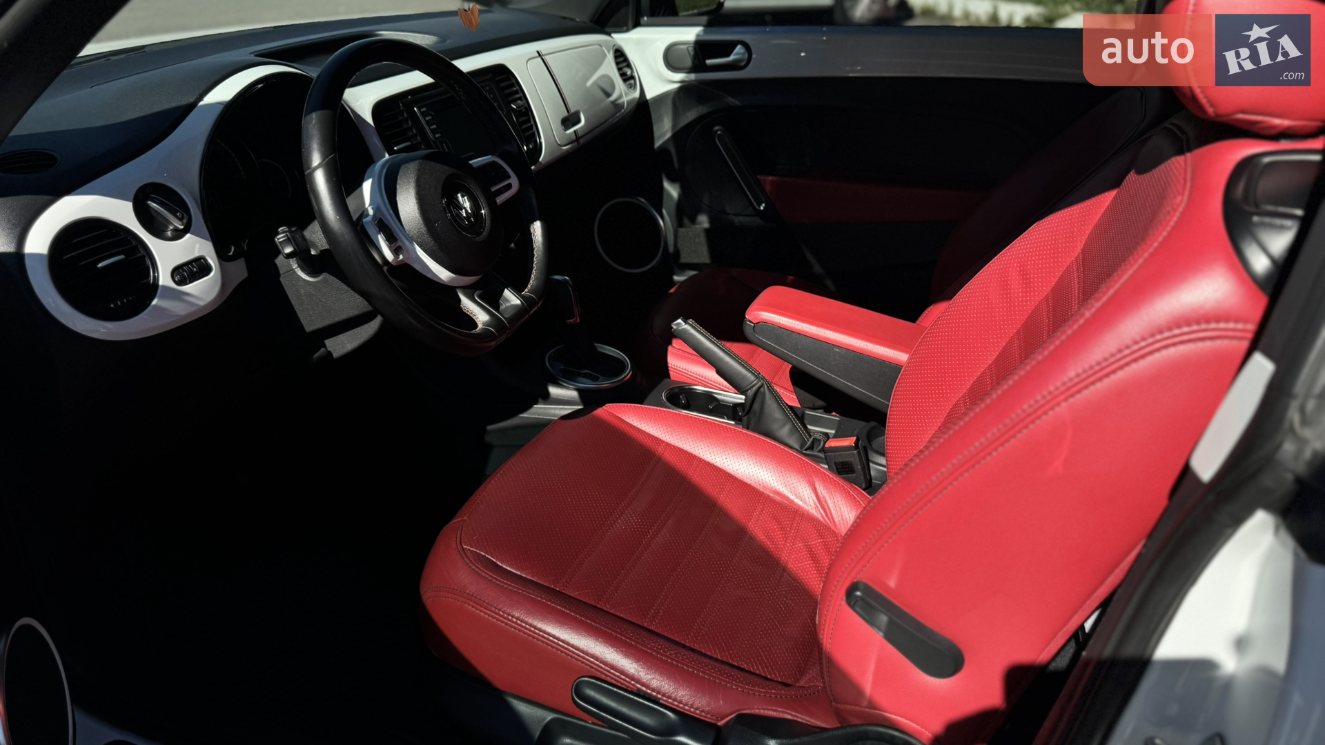 2016 Volkswagen Beetle - мініатюра 8