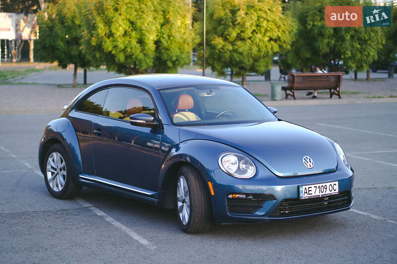 Хэтчбек Volkswagen Beetle 2017 в 