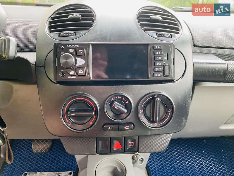 Хэтчбек Volkswagen Beetle 1999 в Харькове
