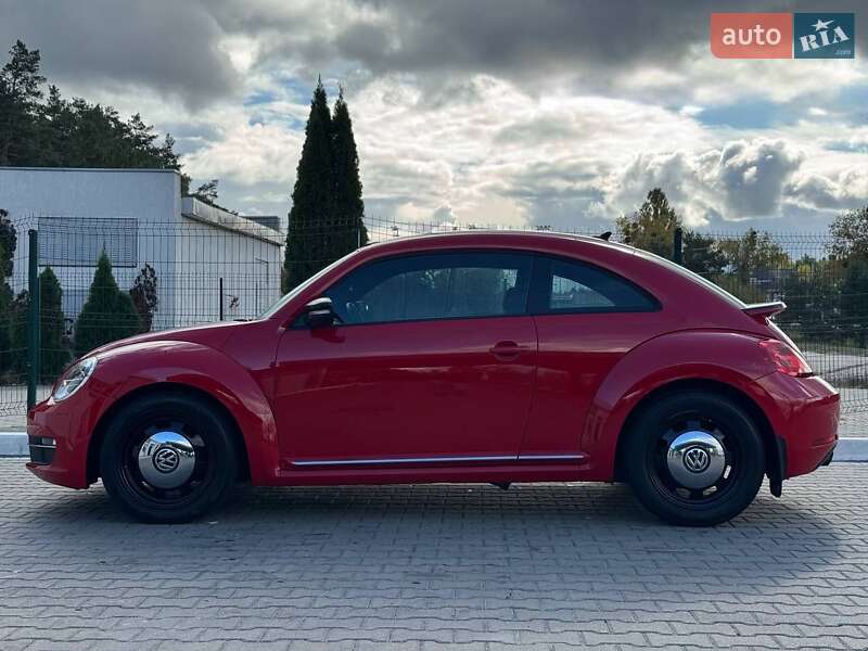 Хетчбек Volkswagen Beetle 2016 в Києві фото 12 Хетчбек Volkswagen Beetle 2016 в Києві