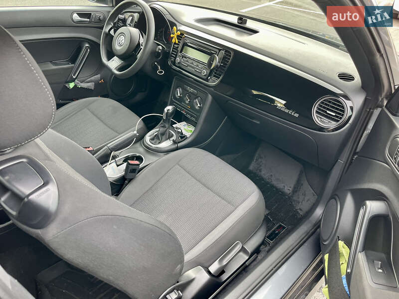 Хэтчбек Volkswagen Beetle 2011 в Киеве