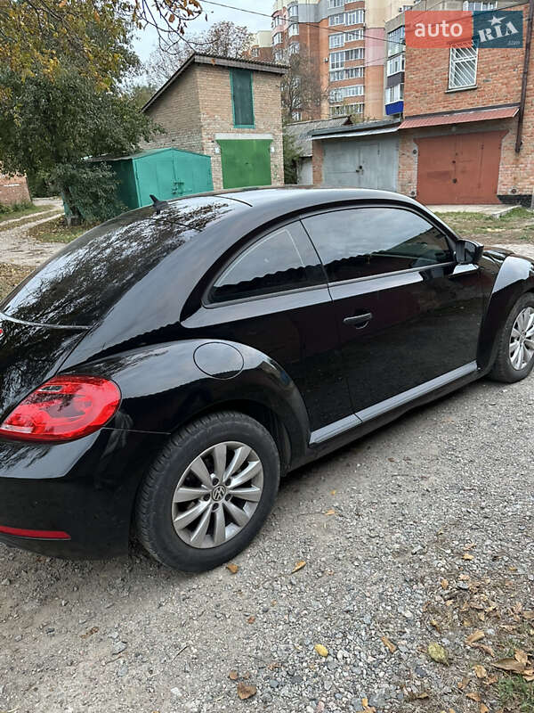 Хэтчбек Volkswagen Beetle 2013 в Полтаве