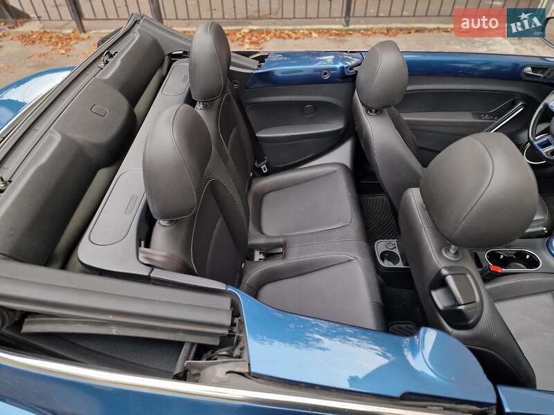 Кабриолет Volkswagen Beetle 2016 в Одессе фото 79 Кабриолет Volkswagen Beetle 2016 в Одессе