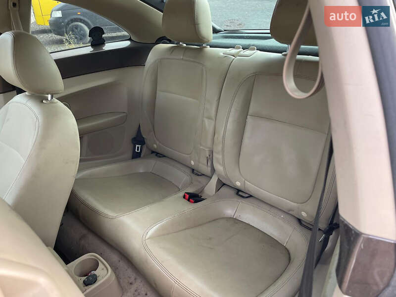 Хэтчбек Volkswagen Beetle 2014 в Луцке