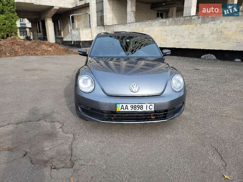 Volkswagen Beetle 2012 Volkswagen Beetle 2012