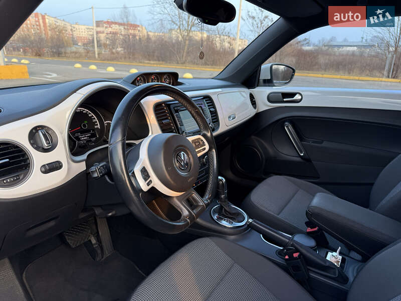 Хетчбек Volkswagen Beetle 2013 в Чернівцях