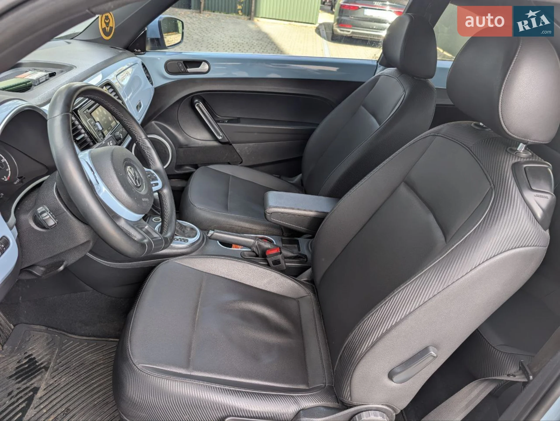 2015 Volkswagen Beetle - мініатюра 10