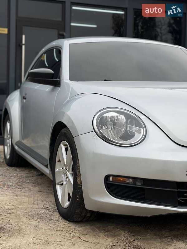 Хэтчбек Volkswagen Beetle 2012 в Киеве фото 4 Хэтчбек Volkswagen Beetle 2012 в Киеве
