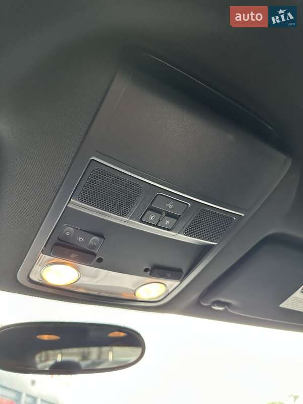 Хетчбек Volkswagen Beetle 2012 в Білогородці фото 27 Хетчбек Volkswagen Beetle 2012 в Білогородці