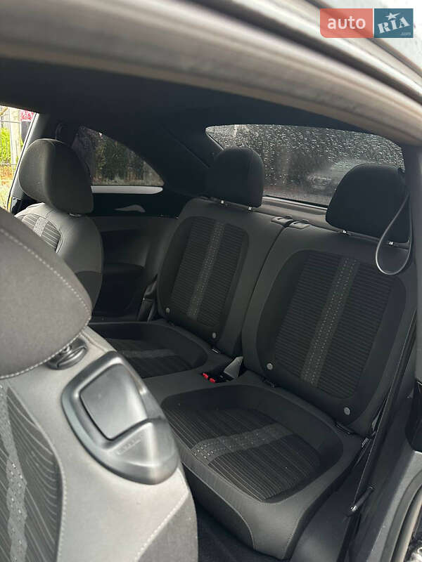 Хэтчбек Volkswagen Beetle 2012 в Львове фото 7 Хэтчбек Volkswagen Beetle 2012 в Львове