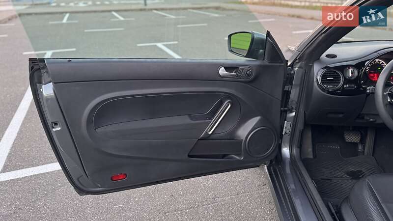 Хэтчбек Volkswagen Beetle 2016 в Киеве фото 18 Хэтчбек Volkswagen Beetle 2016 в Киеве