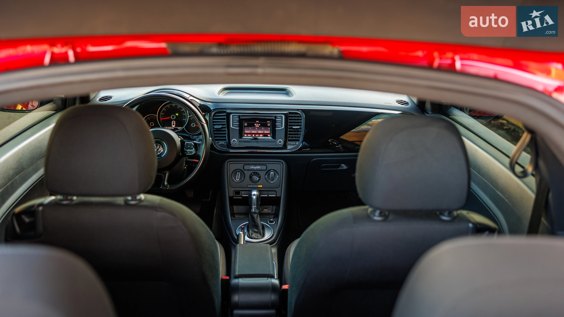 2017 Volkswagen Beetle - мініатюра 27