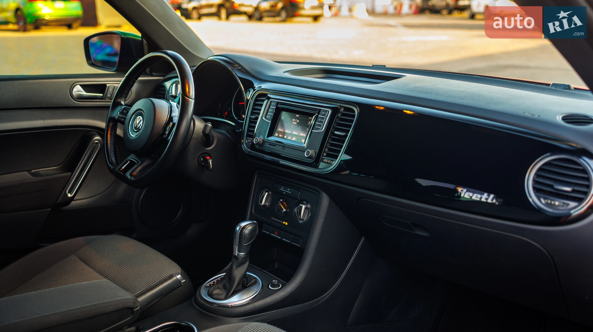 2017 Volkswagen Beetle - мініатюра 31