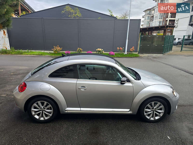 Хэтчбек Volkswagen Beetle 2014 в Киеве фото 4 Хэтчбек Volkswagen Beetle 2014 в Киеве