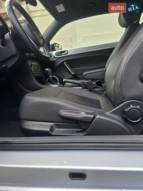 Хэтчбек Volkswagen Beetle 2014 в Киеве фото 7 Хэтчбек Volkswagen Beetle 2014 в Киеве