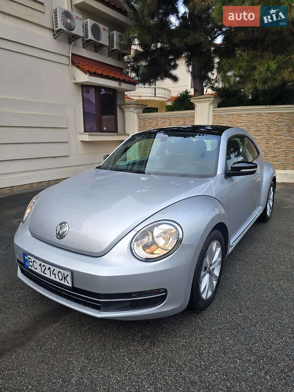 Хэтчбек Volkswagen Beetle 2014 в Киеве фото 21 Хэтчбек Volkswagen Beetle 2014 в Киеве