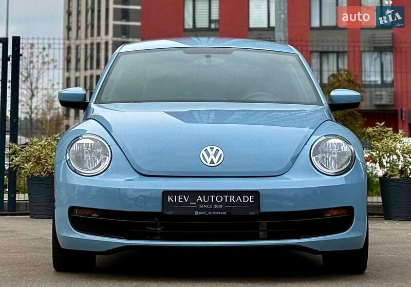 Хэтчбек Volkswagen Beetle 2015 в Киеве
