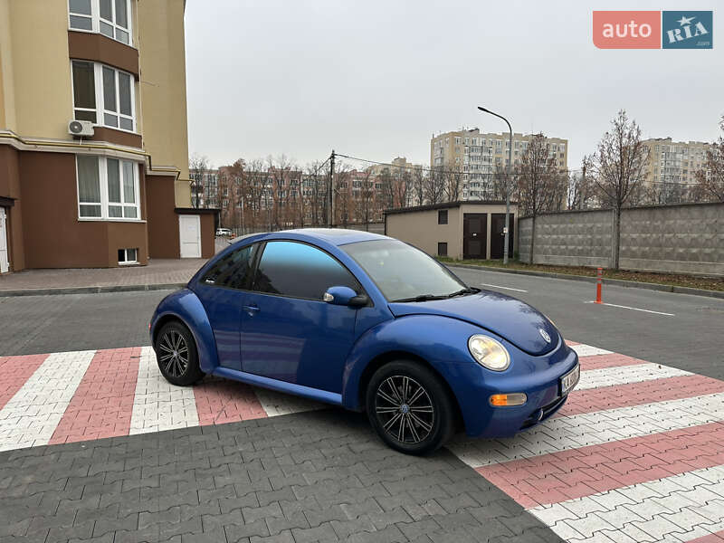 Хэтчбек Volkswagen Beetle 2003 в Киеве
